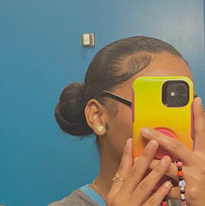 Meet your Posher, S h a